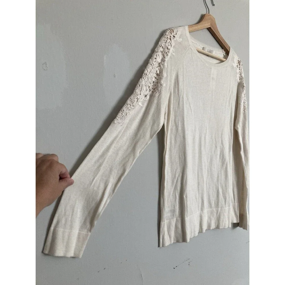 New LOFT Lace Appliqué Knit Sweater LARGE Ivory Long Sleeve